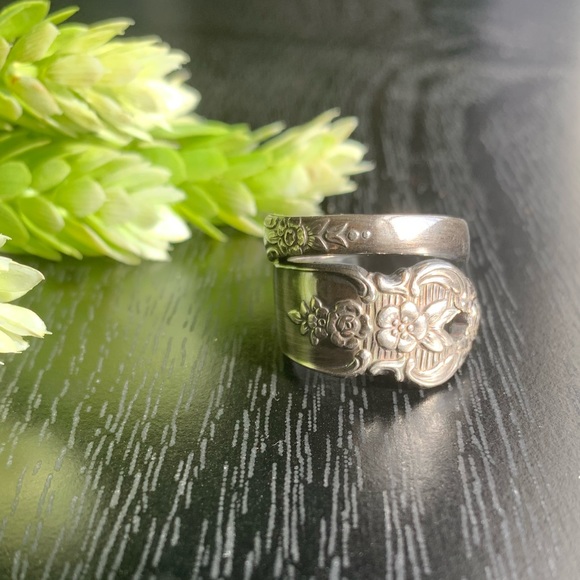 Vintage Spoon Ring Floral Flower Jewelry Bohemian Hippie - Picture 3 of 9